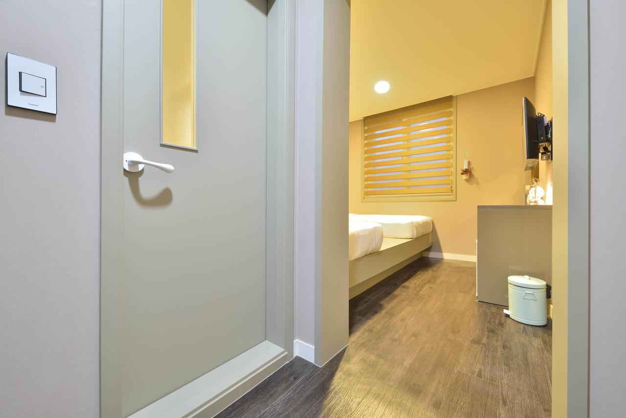With U Hotel & Guesthouse Sokcho Ngoại thất bức ảnh