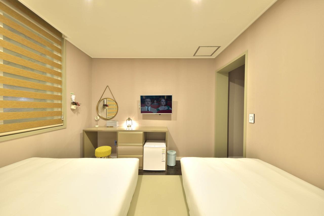 With U Hotel & Guesthouse Sokcho Ngoại thất bức ảnh