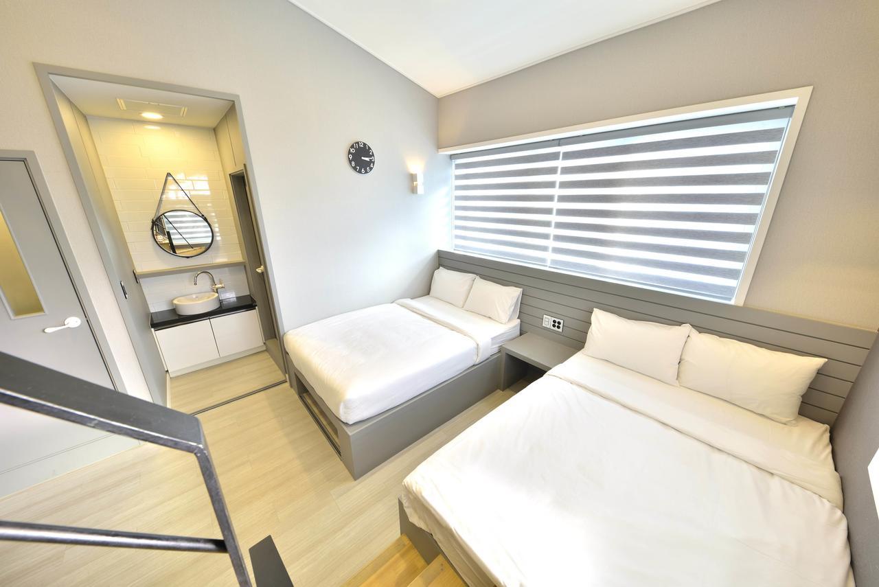 With U Hotel & Guesthouse Sokcho Ngoại thất bức ảnh