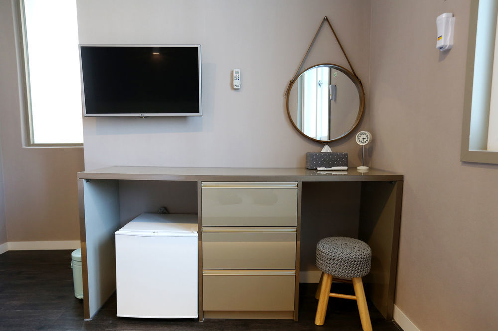 With U Hotel & Guesthouse Sokcho Ngoại thất bức ảnh